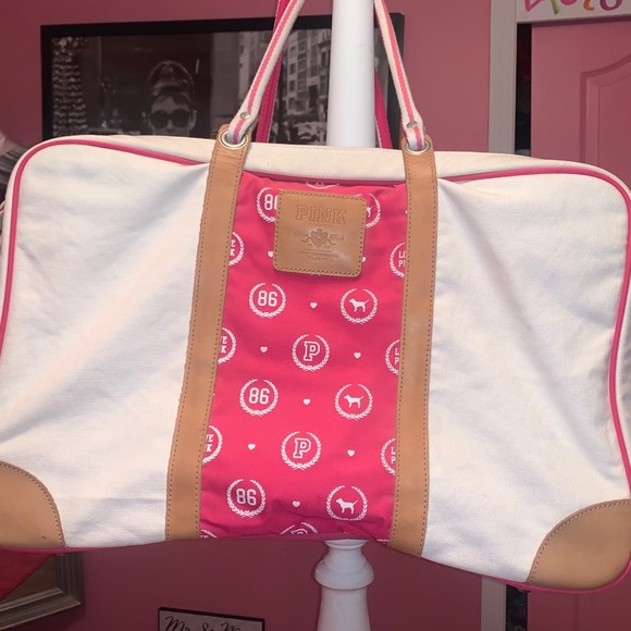 Victoria’s Secret Pink Rare Suitcase / Luggage - Picture 1 of 7